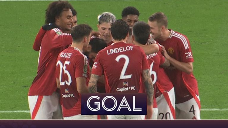 Bruno Fernandes and Casemiro extend Manchester United's lead against Leicester City in Carabao Cup
